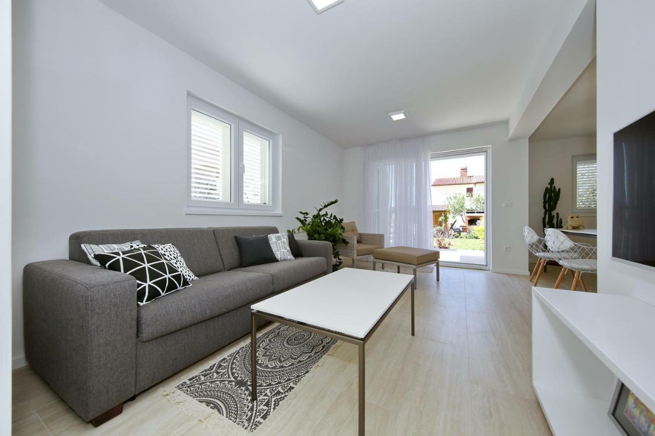 Valadar Apartments Privlaka  Extérieur photo
