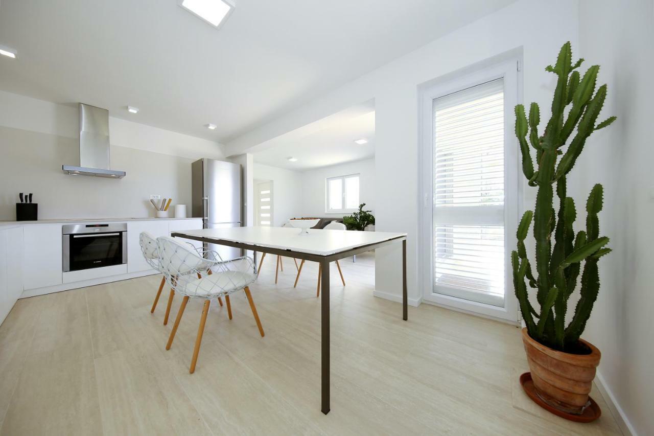 Valadar Apartments Privlaka  Extérieur photo